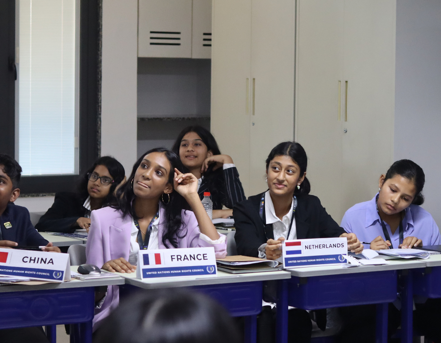 aisMUN delegate speeches